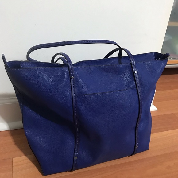 Lady’s Blue Tumi Bag, New with defect - Picture 3 of 9
